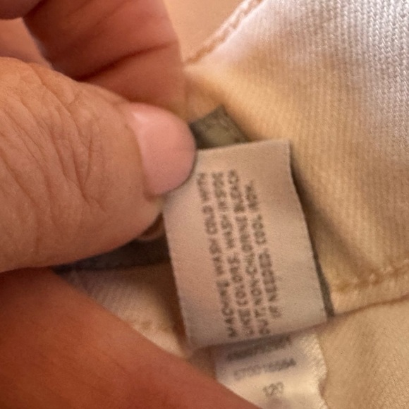 Chico's Women's Ultimate Fit Ankle platinum Denim jeans light pink - Picture 5 of 7